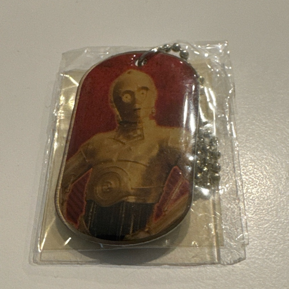 2011 TOPPS C-3PO Red and Gold Character Dog Tag Necklace - Star Wars